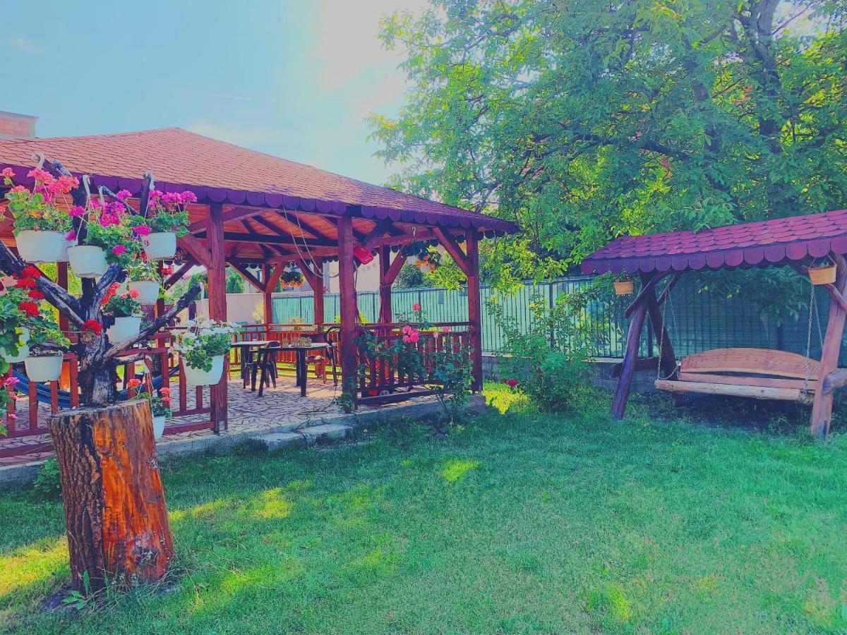 Zen Residence Turda Luaran gambar